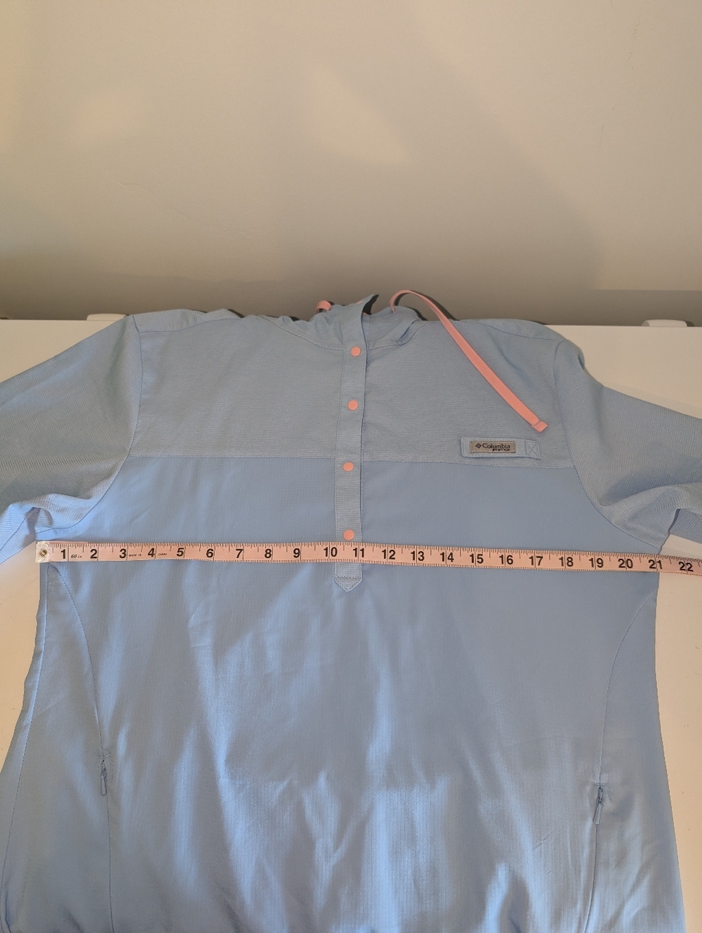 Women's Light Blue Columbia PFG Tamiami Windbreaker Hoodie - Picture 9 of 13
